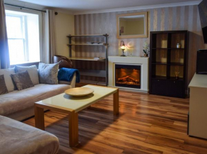 Lochside Apartment